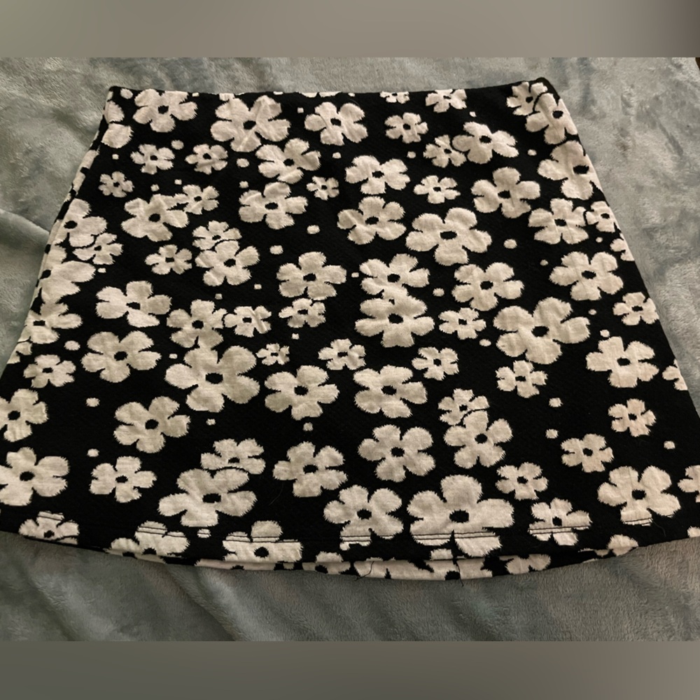 Urban Outfitters Mini Skirt Size L